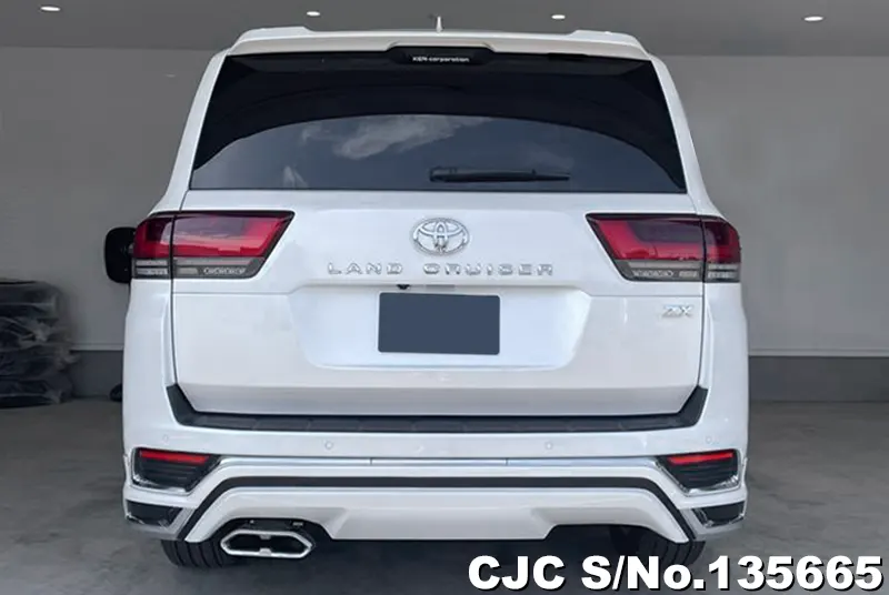 2021 Toyota / Land Cruiser Stock No. 135665
