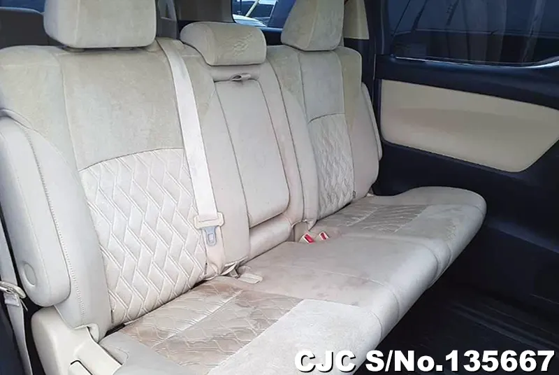 2021 Toyota / Alphard Stock No. 135667