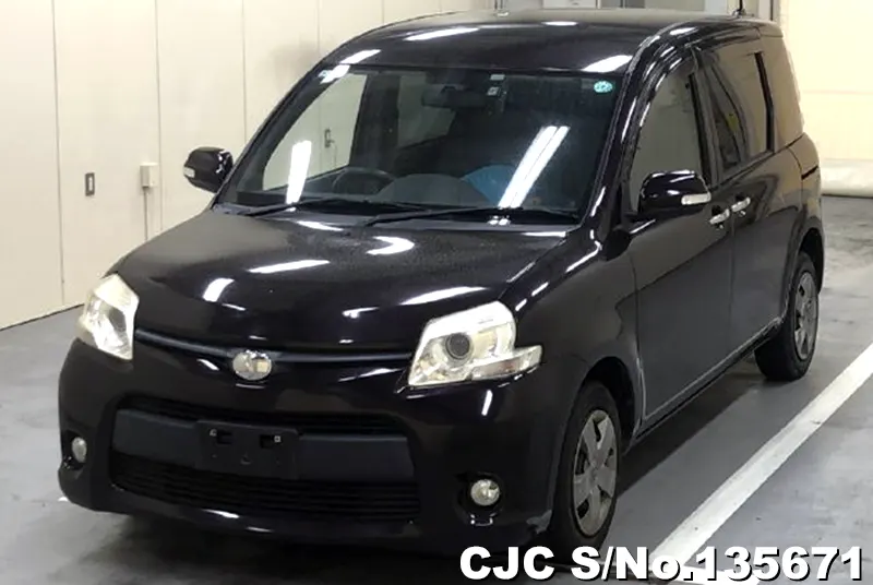 2011 Toyota / Sienta Stock No. 135671