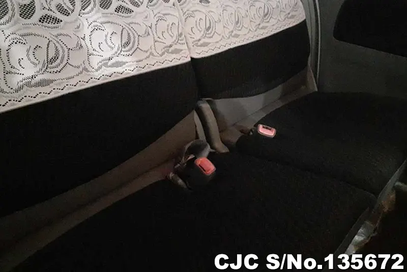2010 Toyota / Sienta Stock No. 135672