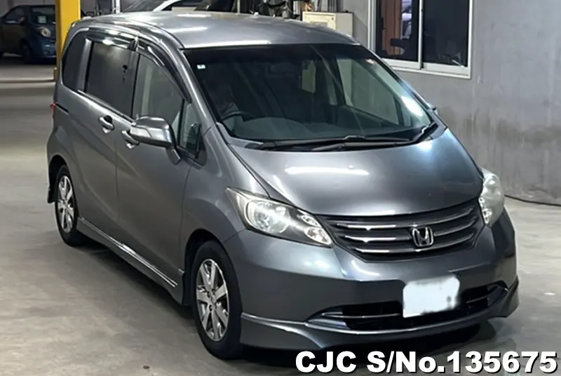 2010 Honda / Freed Stock No. 135675
