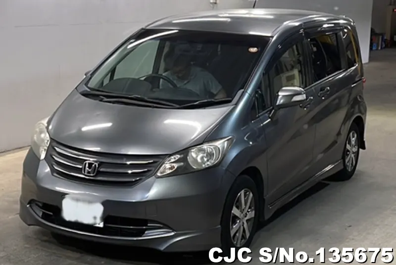 2010 Honda / Freed Stock No. 135675