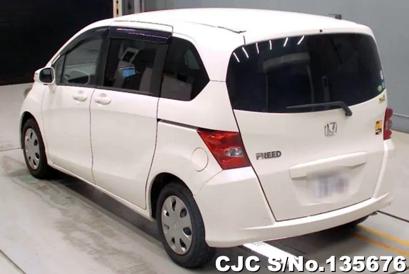 2010 Honda / Freed Stock No. 135676