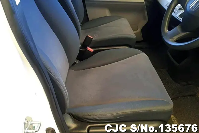 2010 Honda / Freed Stock No. 135676