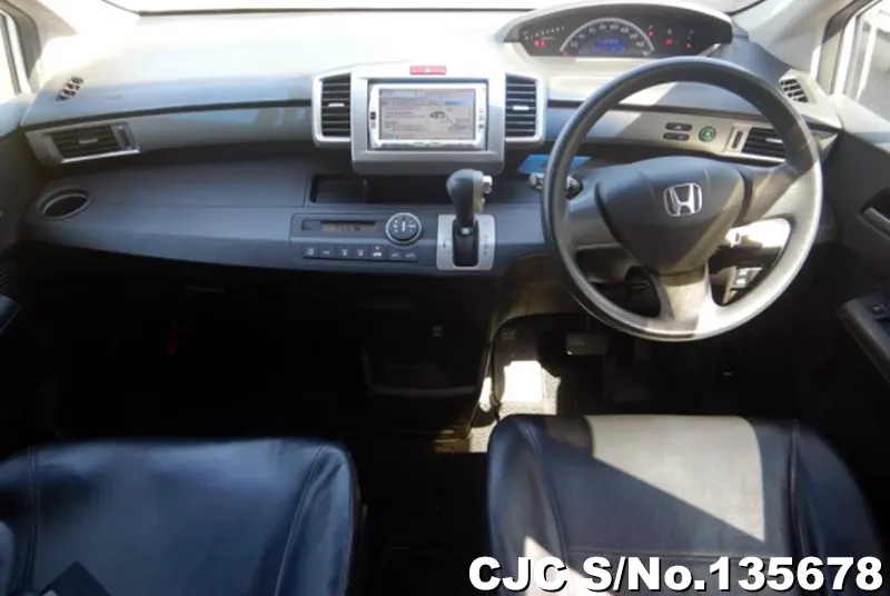 2011 Honda / Freed Stock No. 135678