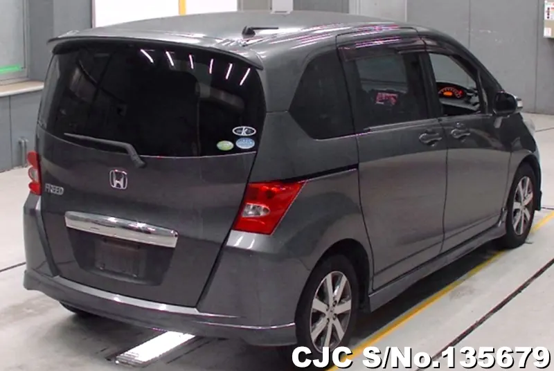 2010 Honda / Freed Stock No. 135679