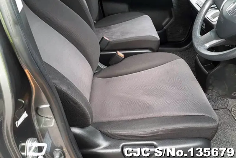 2010 Honda / Freed Stock No. 135679