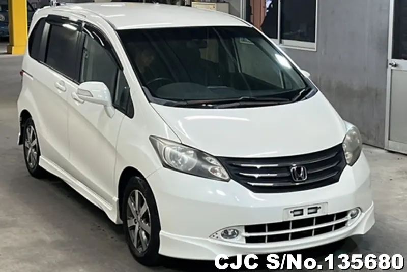 2011 Honda / Freed Stock No. 135680
