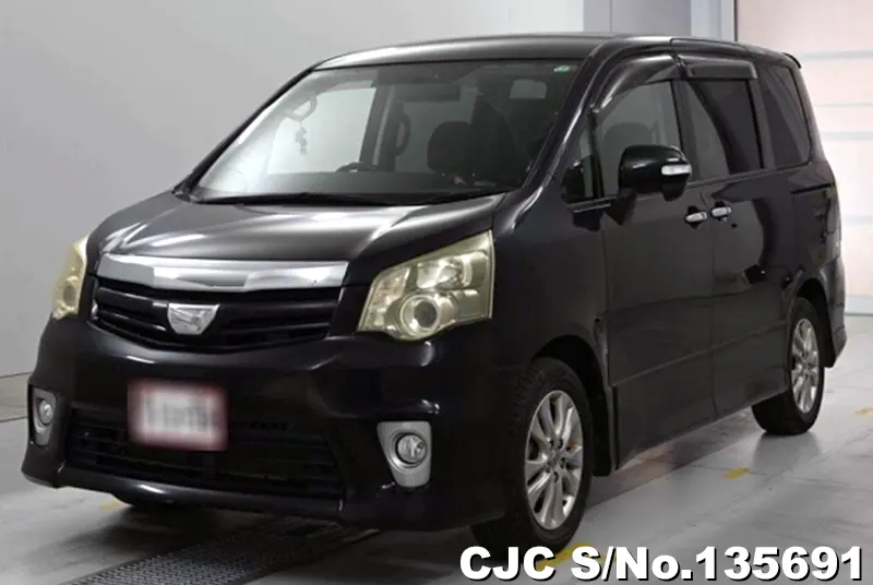 2011 Toyota / Noah Stock No. 135691