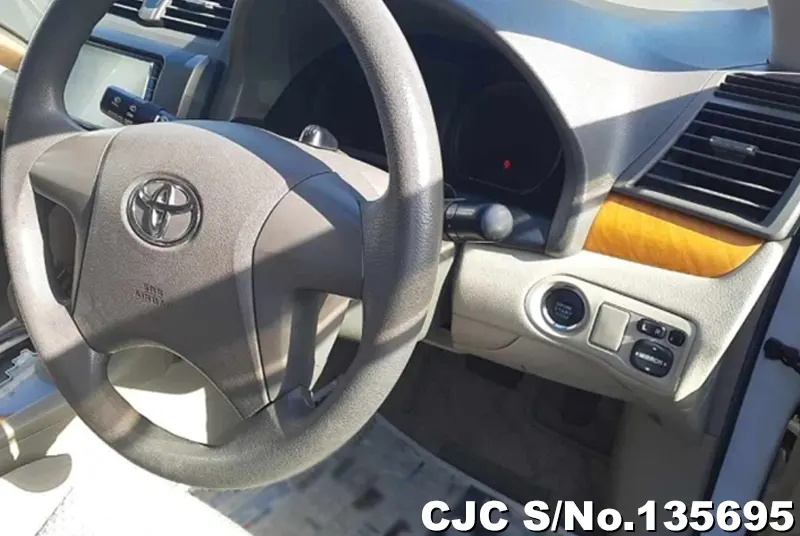 2009 Toyota / Premio Stock No. 135695