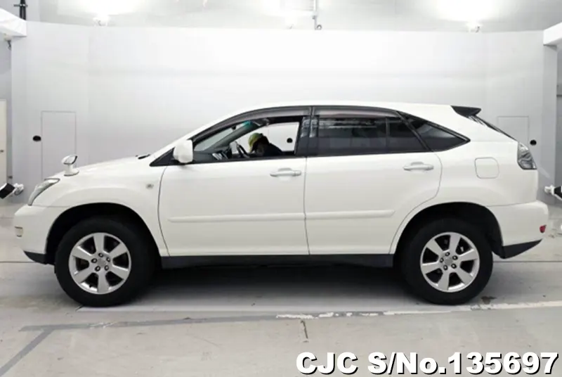 2012 Toyota / Harrier Stock No. 135697