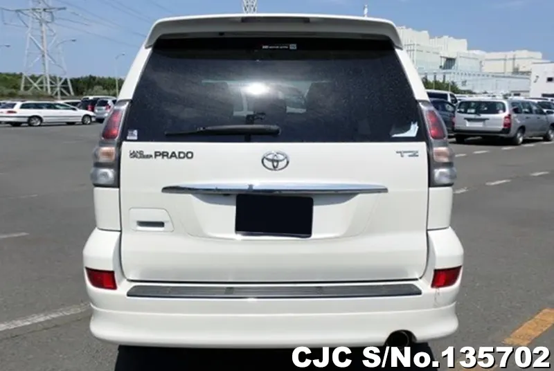 Toyota Land Cruiser Prado in White for Sale Image 5