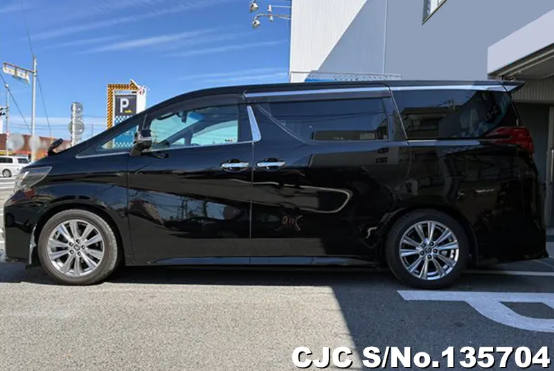 2016 Toyota / Alphard Stock No. 135704