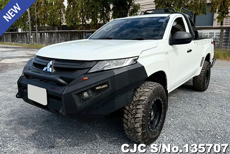 2020 Mitsubishi / Triton Stock No. 135707
