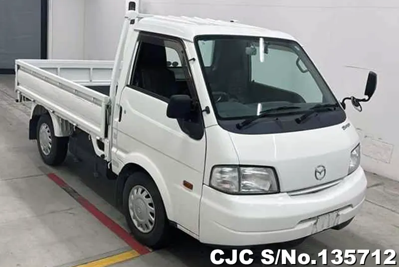 2017 Mazda / Bongo Stock No. 135712