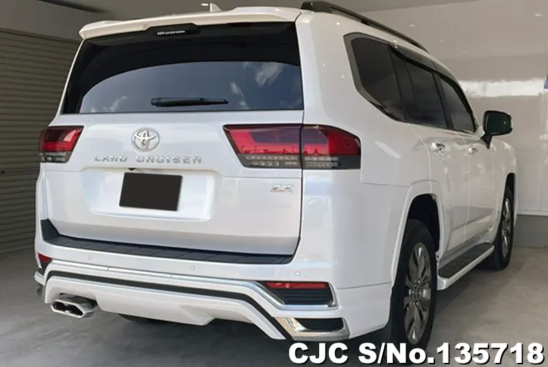 2021 Toyota / Land Cruiser Stock No. 135718