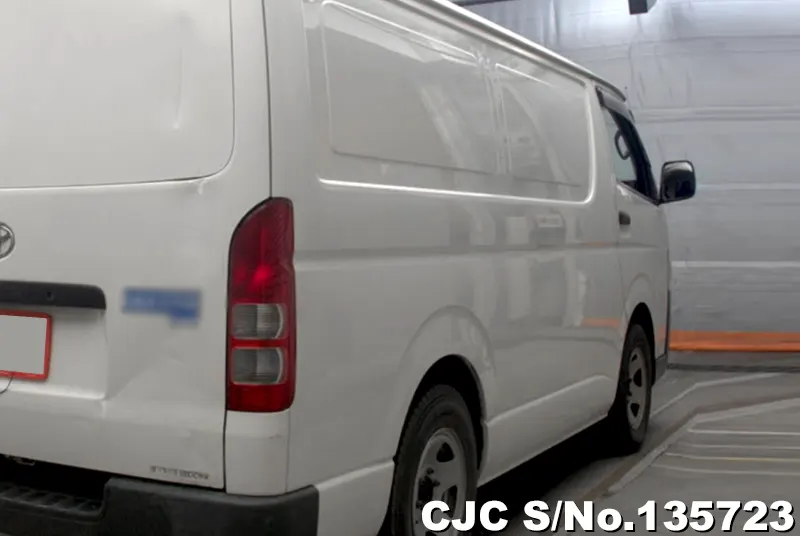 2019 Toyota / Hiace Stock No. 135723