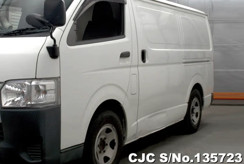 2019 Toyota / Hiace Stock No. 135723