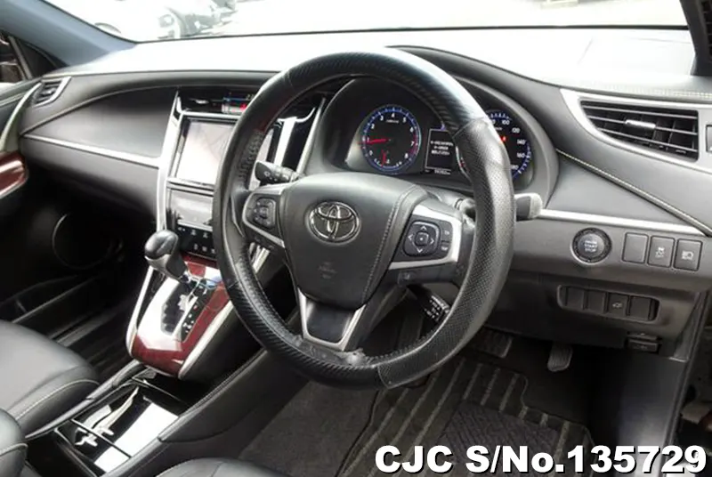 2014 Toyota / Harrier Stock No. 135729