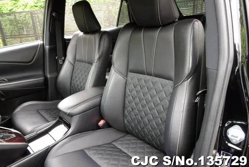 2014 Toyota / Harrier Stock No. 135729