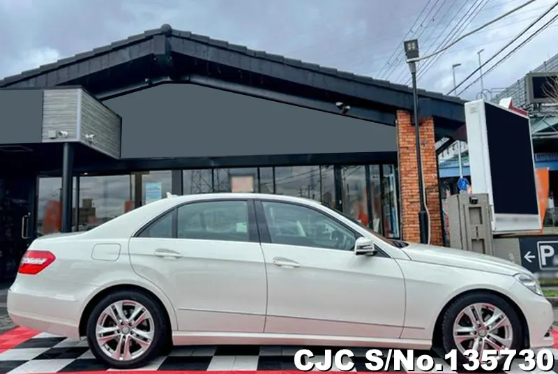 2011 Mercedes Benz / E Class Stock No. 135730