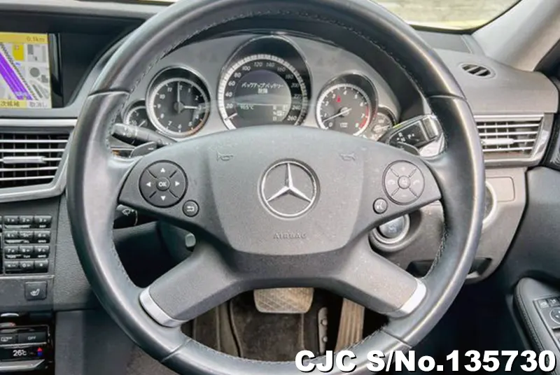 2011 Mercedes Benz / E Class Stock No. 135730