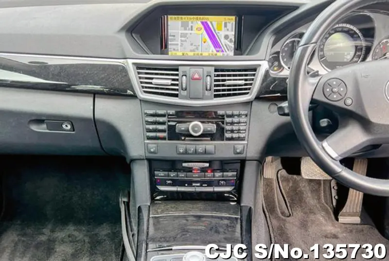 2011 Mercedes Benz / E Class Stock No. 135730