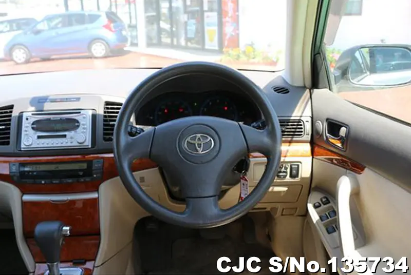 2005 Toyota / Premio Stock No. 135734
