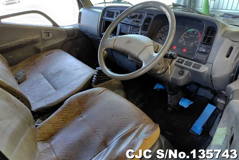 1994 Mitsubishi / Canter Stock No. 135743