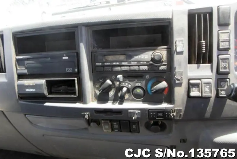2012 Isuzu / Forward Stock No. 135765
