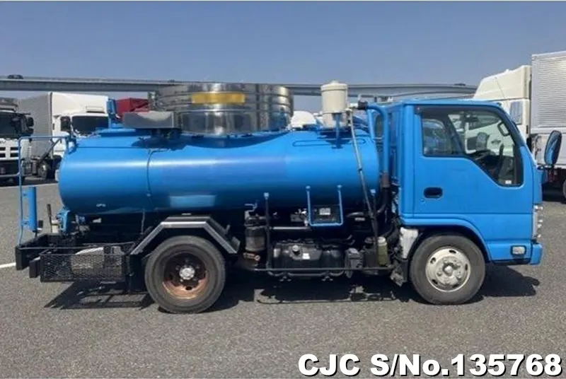 2013 Isuzu / Elf Stock No. 135768