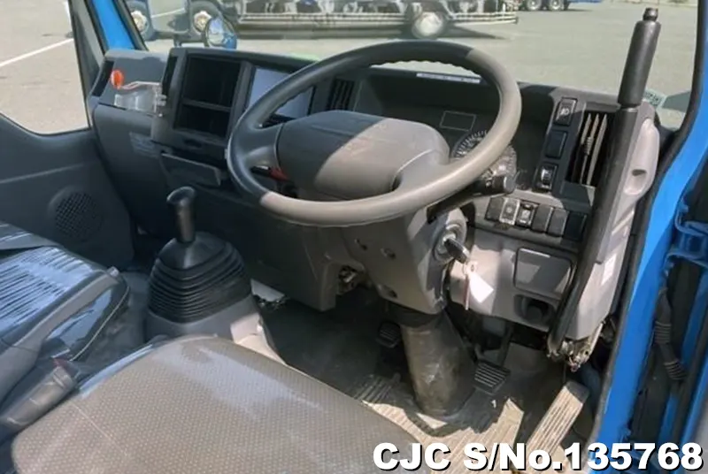2013 Isuzu / Elf Stock No. 135768