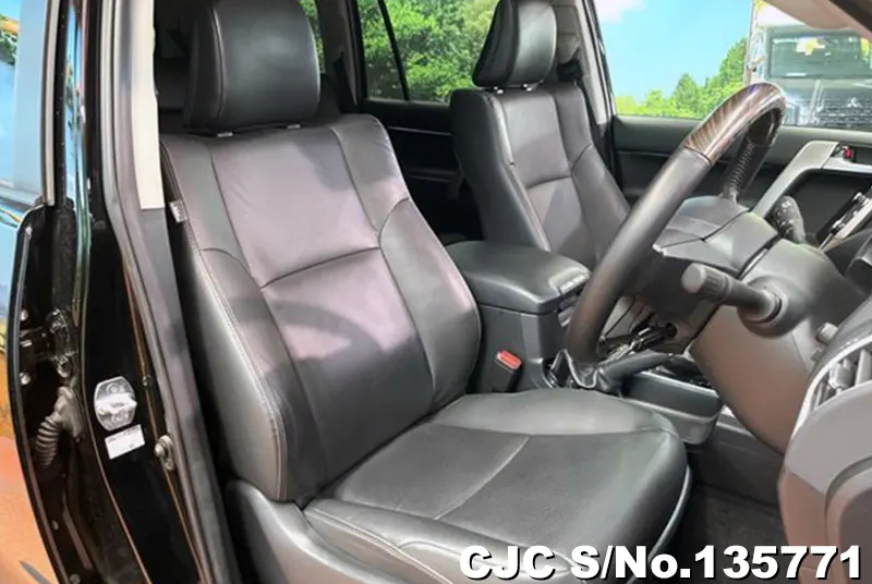 2023 Toyota / Land Cruiser Prado Stock No. 135771