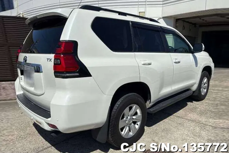 2022 Toyota / Land Cruiser Prado Stock No. 135772