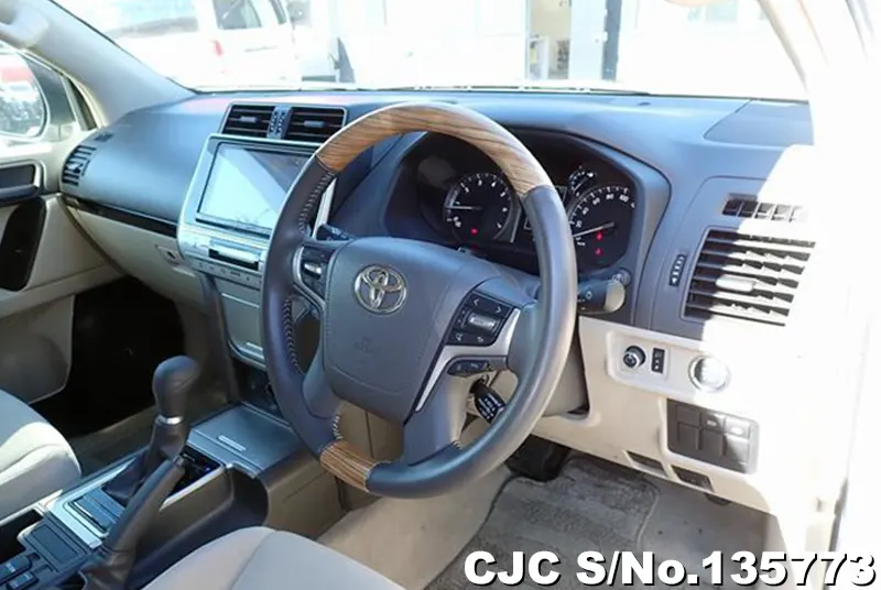 2022 Toyota / Land Cruiser Prado Stock No. 135773