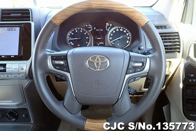2022 Toyota / Land Cruiser Prado Stock No. 135773