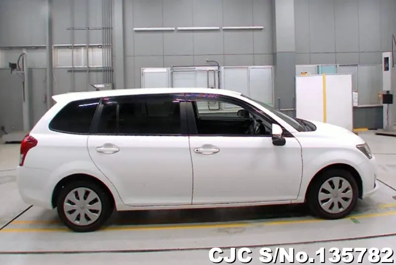 2012 Toyota / Corolla Fielder Stock No. 135782
