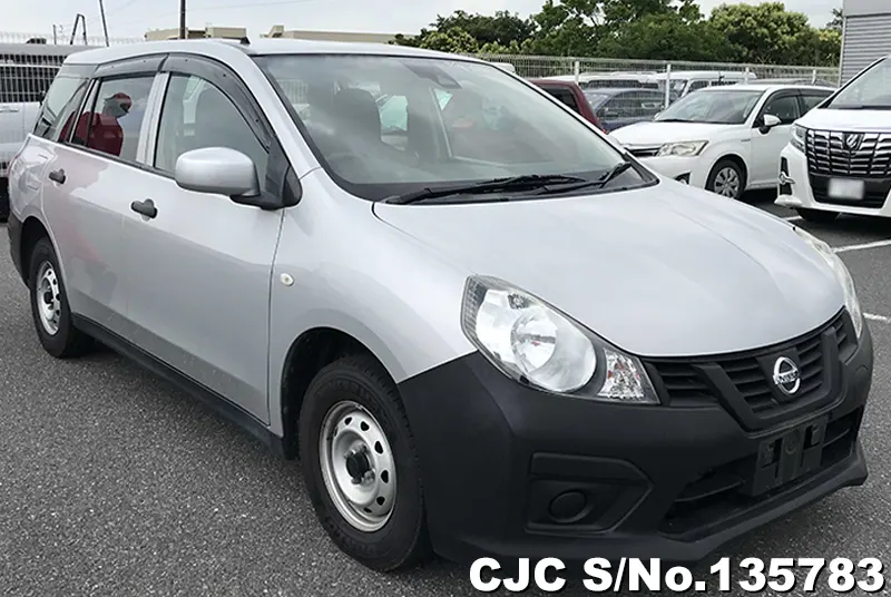 Nissan AD Van