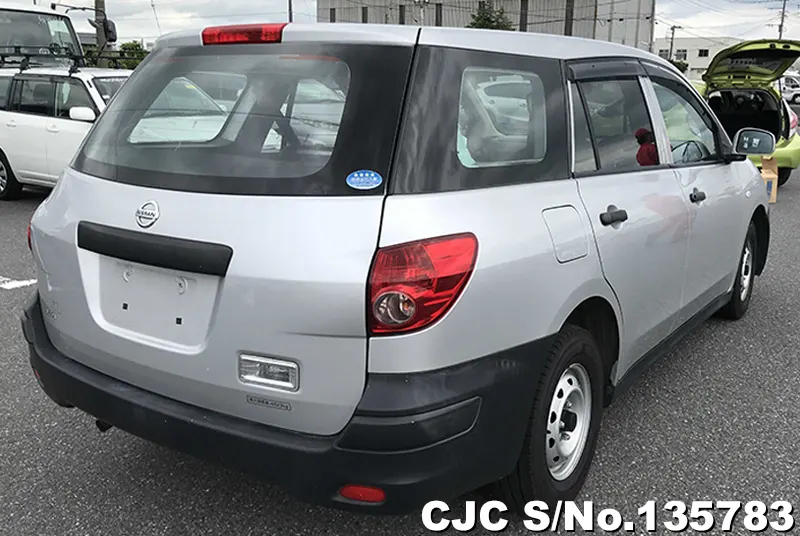 Nissan AD Van in Silver for Sale Image 2