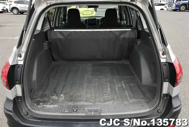 Nissan AD Van in Silver for Sale Image 8