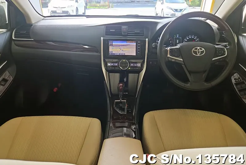 2019 Toyota / Premio Stock No. 135784