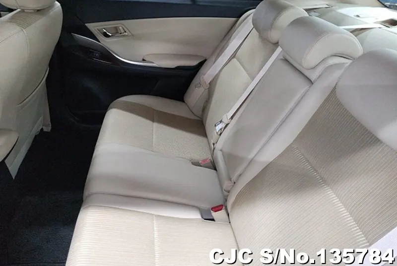 2019 Toyota / Premio Stock No. 135784