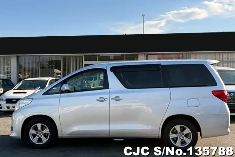 2012 Toyota / Alphard Stock No. 135788