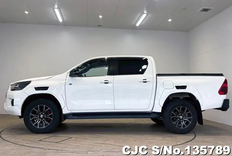 2022 Toyota / Hilux Stock No. 135789