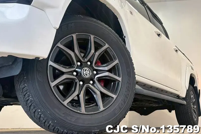 2022 Toyota / Hilux Stock No. 135789