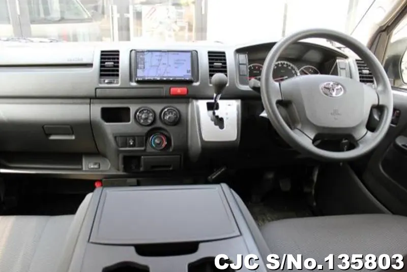 2019 Toyota / Hiace Stock No. 135803