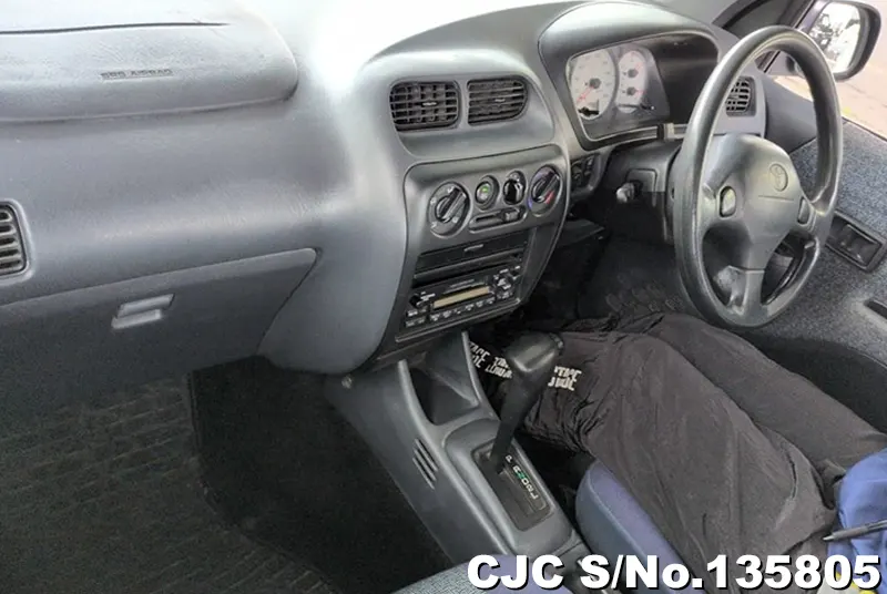 2001 Toyota / Cami Stock No. 135805