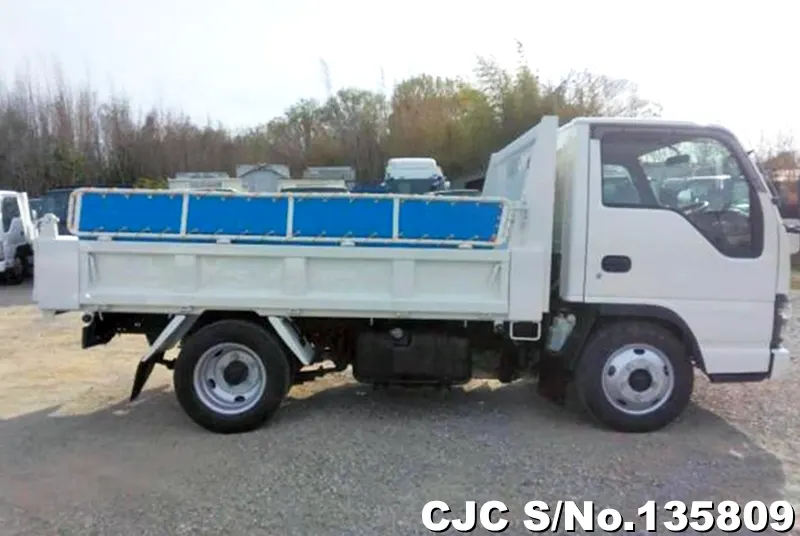 2006 Mazda / Titan Stock No. 135809