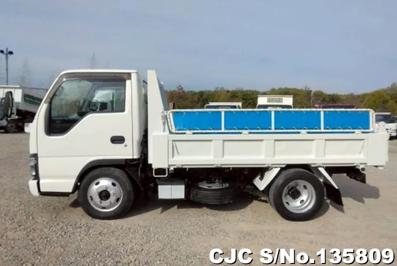 2006 Mazda / Titan Stock No. 135809