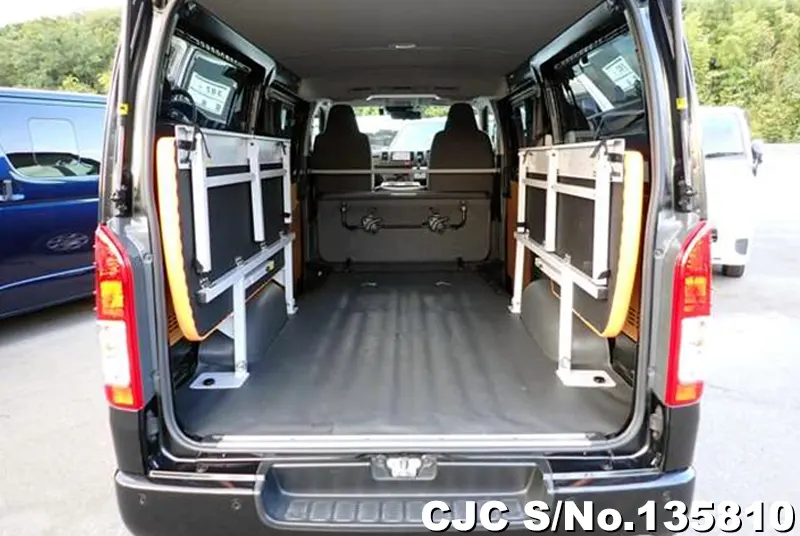 2021 Toyota / Hiace Stock No. 135810